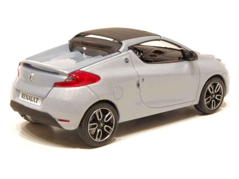 Amazon | ミニチャンプス 1/43 ルノー ウィンド 2010 Minichamps
