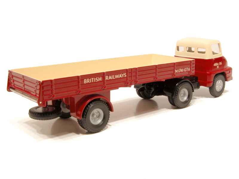 Camion-citerne Ford Thames Trader Castrol - Vanguards 1/64 - Modèle Miniature Collection - Occasion