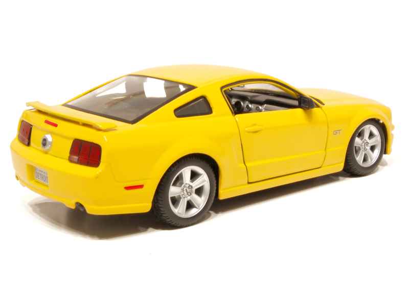 63004 Ford Mustang GT 2006