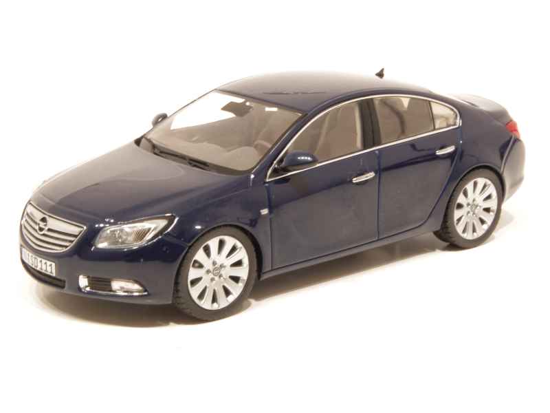 opel insignia miniature