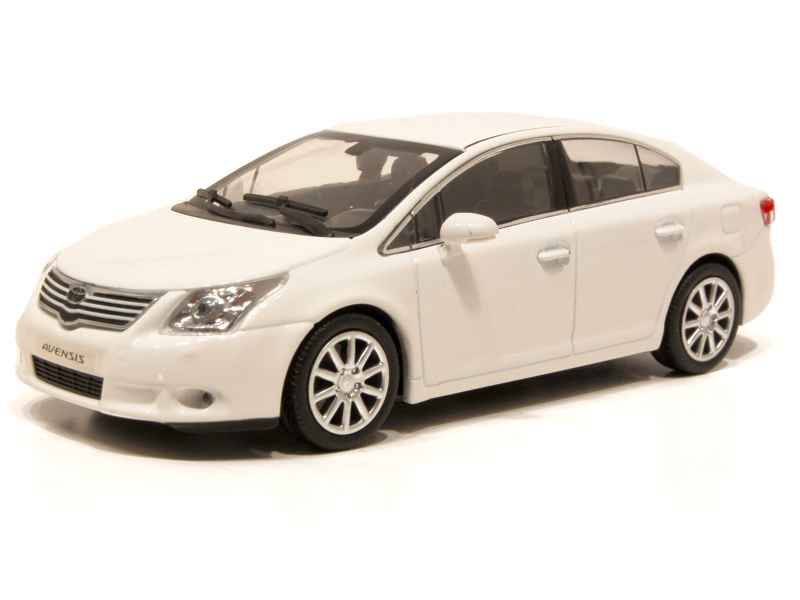 Minichamps moulé sous Pression Modèle Toyota Avensis Break (2002) en Rouge