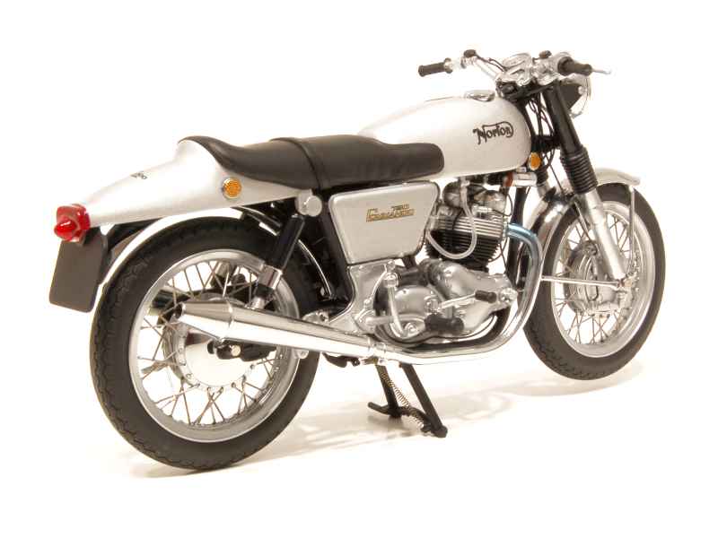 63509 Norton 750 Commando Fastback 1968