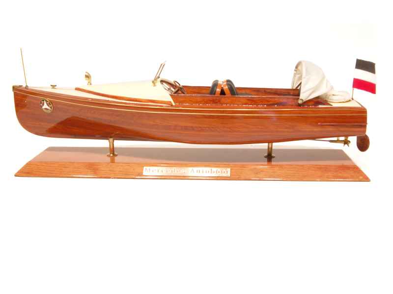63568 Divers Bateau Mercedes