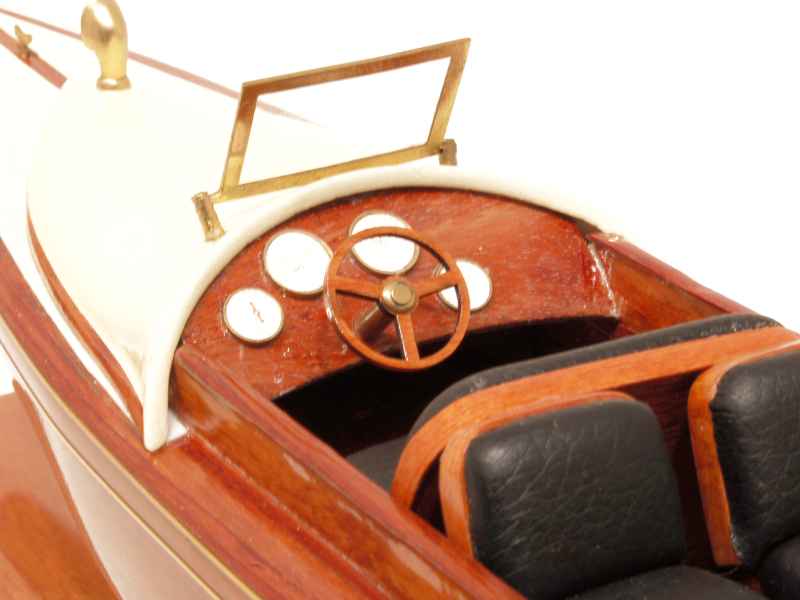63568 Divers Bateau Mercedes