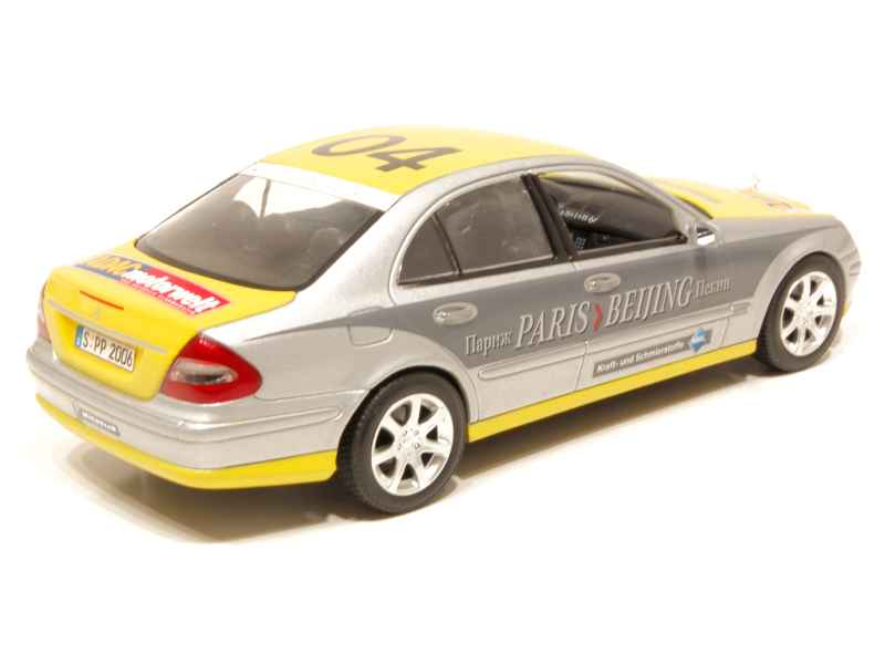 Miniature Minichamps Mercedes E-Class W211 Paris-Pékin 2007 Team Michelin 1:43