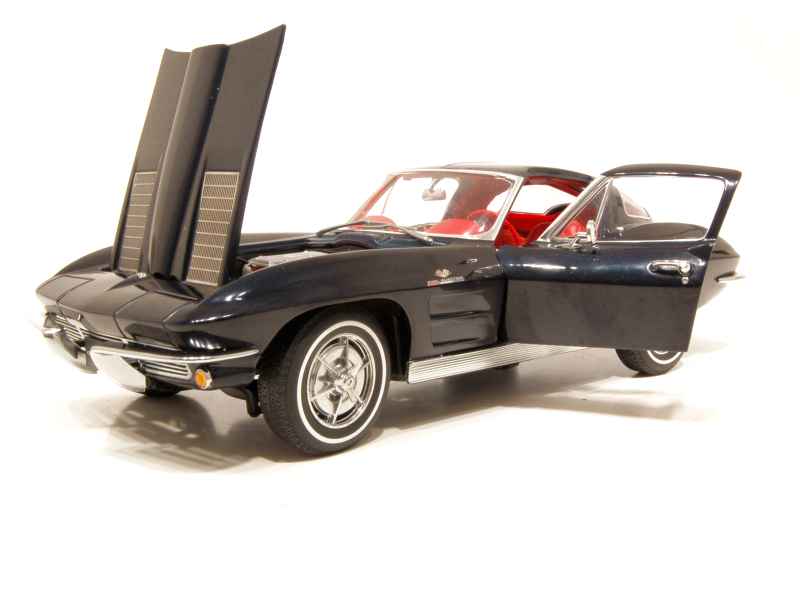 63705 Chevrolet Corvette Coup&eacute; 1963