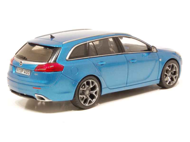 63911 Opel Insignia Sports Tourer OPC 2010