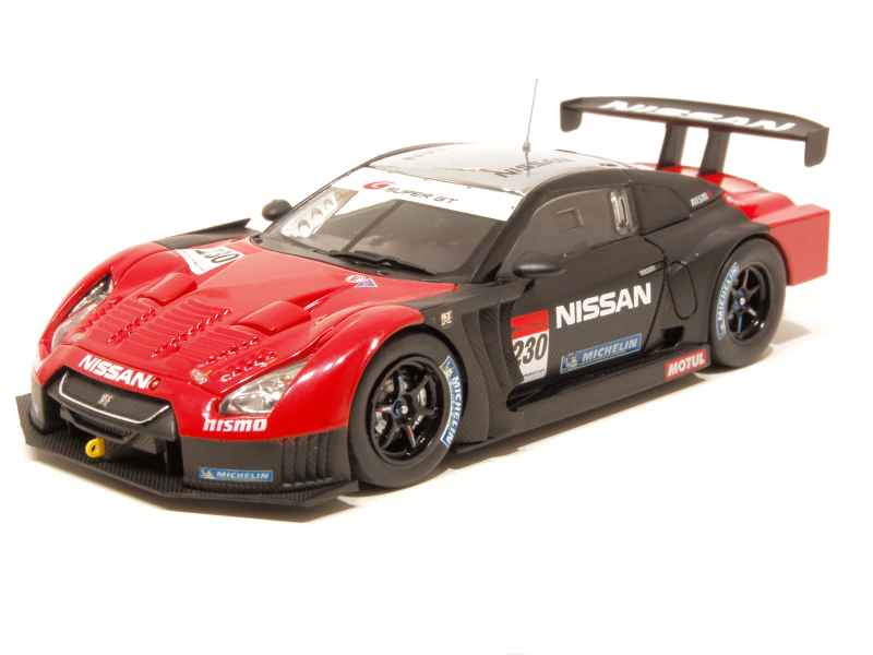 64143 Nissan GT-R Super GT500 2010