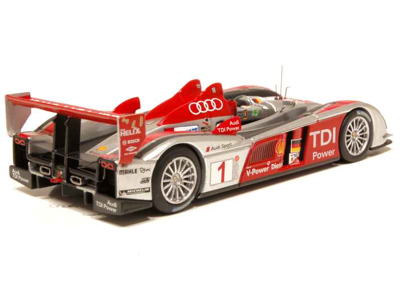64419 Audi R10 TDi Le Mans 2008
