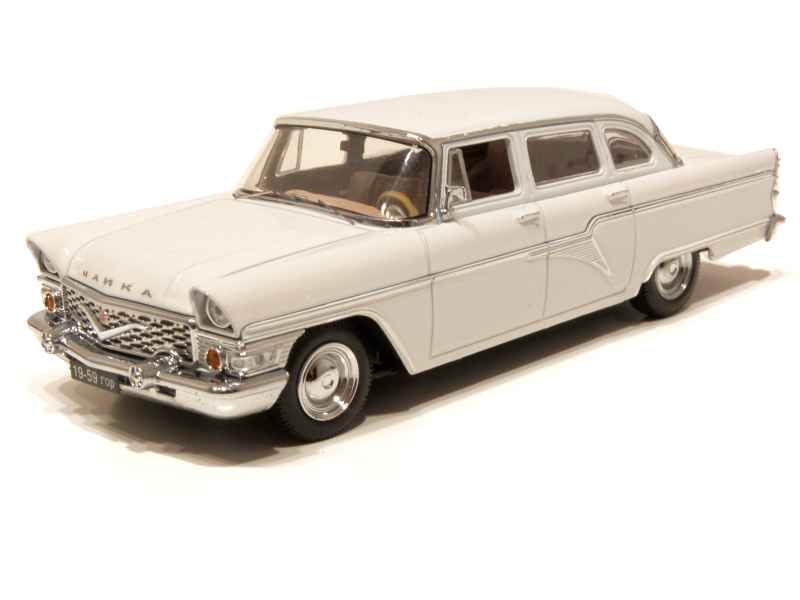 64431 GAZ M13 Tchaika 1965