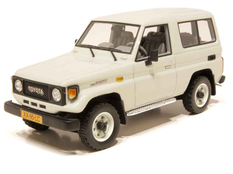 64468 Toyota Land Cruiser LJ70 1986