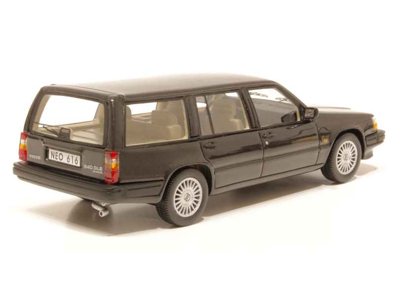 64547 Volvo 940 GLE Turbo Break 1992