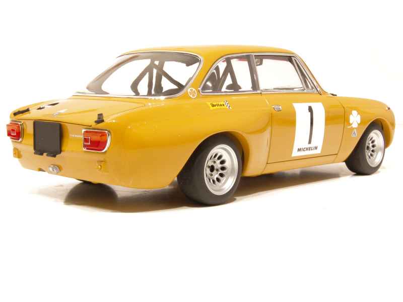 64596 Alfa Romeo GTAM Jarama 1970
