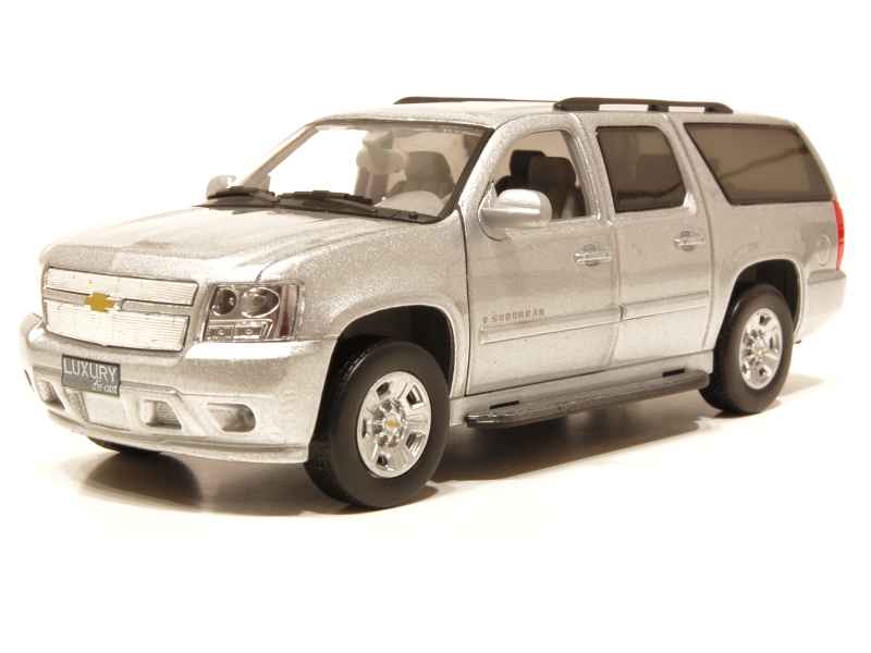 Chevrolet suburban игрушка