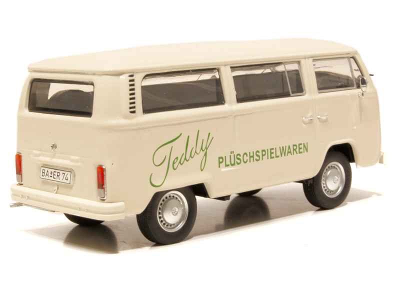 64738 Volkswagen Combi T2 Bus