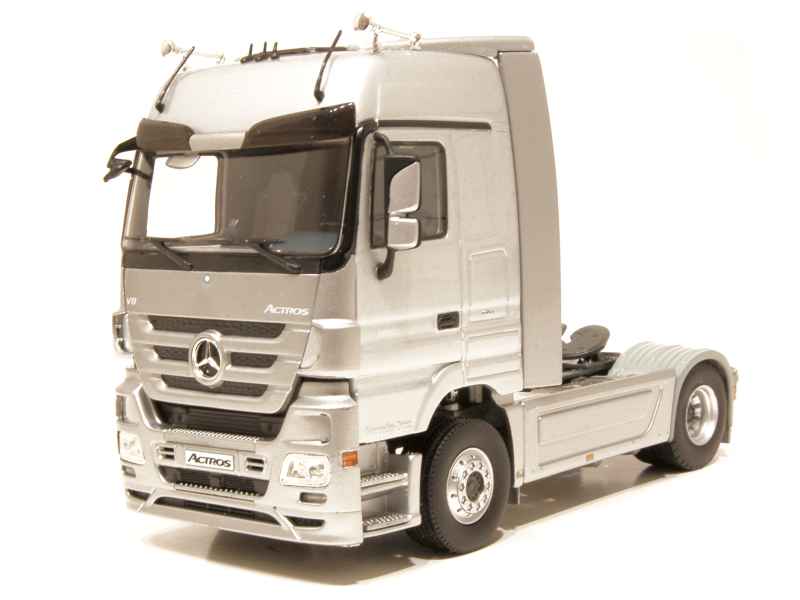 64893 Mercedes 1860 Actros Tracteur