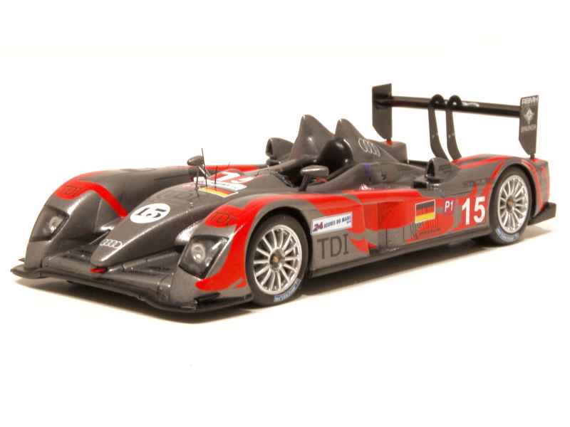 64959 Audi R10 TDi Le Mans 2010