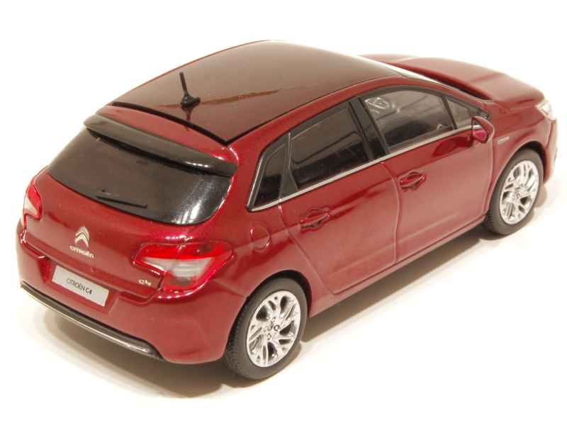 Modèle Réduit Norev Citroën C4 Berline 2004 Rouge - Échelle 1/87 - Neuf
