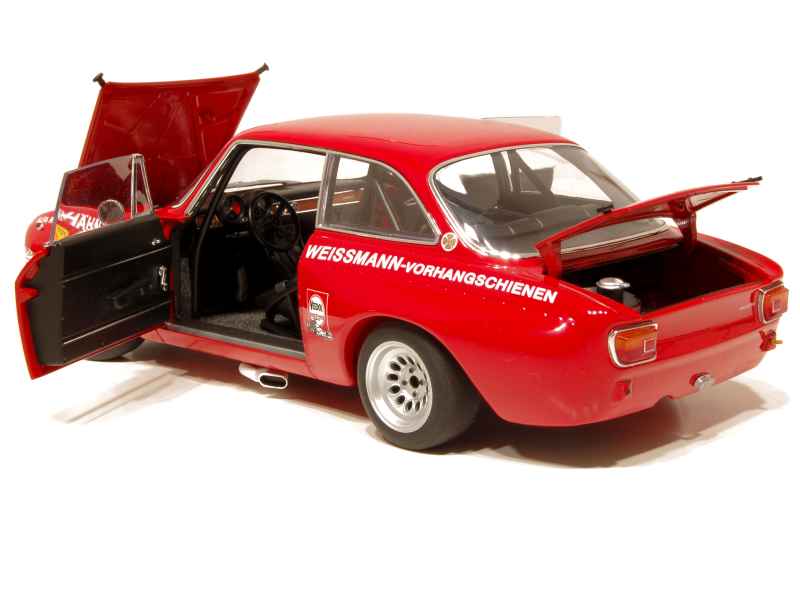オートアート 1/18 アルファロメオ GTAm 1971 #51 DRM My 1/18 Scale Models Collection - Alfa Romeo Giulia GTAm