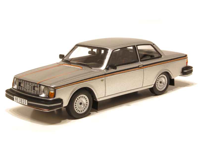 65060 Volvo 242 GT