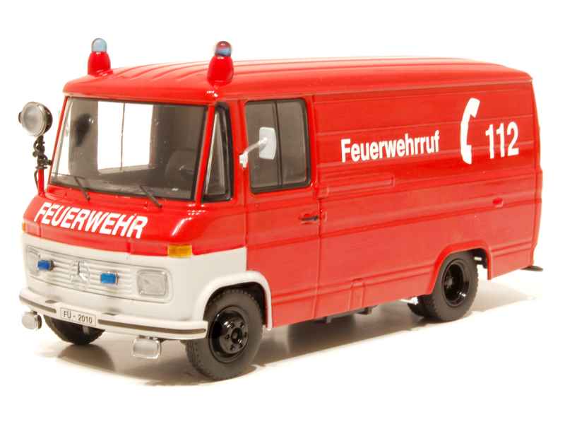 IXO SB 1/43 - Mercedes LP 1113 Fourgon Citerne Pompiers EUR 30,00 - FR