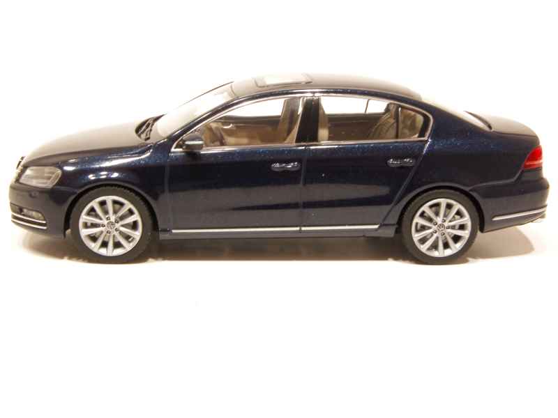 65431 Volkswagen Passat 2011