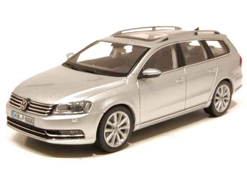 65435 Volkswagen Passat SW 2011