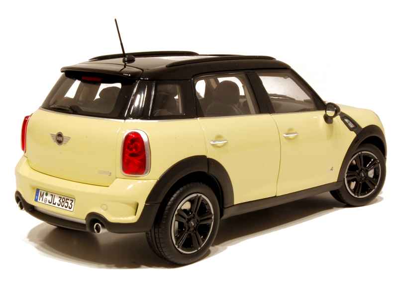 65627 Mini Countryman Cooper S 2010