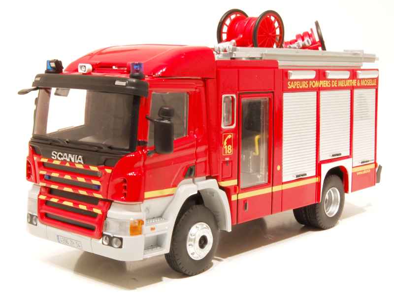 MINIATURE 1/43 CAMION de pompier Renault D16 FPT SR GIMAEX SDIS 16