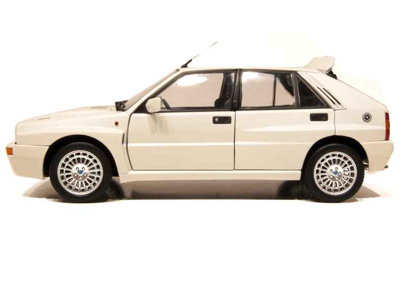 65739 Lancia Delta HF Integrale Evo 2