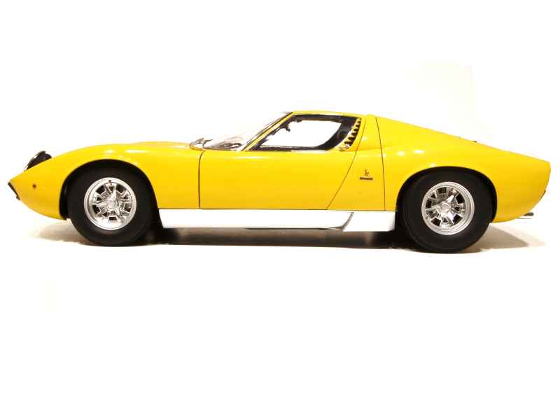 65740 Lamborghini Miura P400 SV 