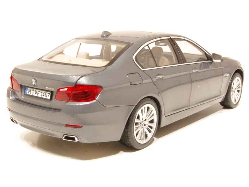 65765 BMW 550i/ F10 2010