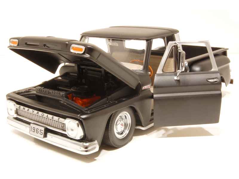 66120 Chevrolet C-10 Pick-Up 1965