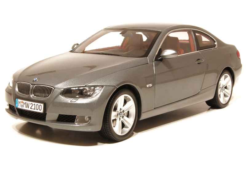 66431 BMW 330i Coupé/ E92 2006