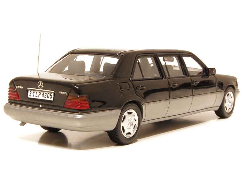 66477 Mercedes 250 Lang/ W124 Limousine 1990