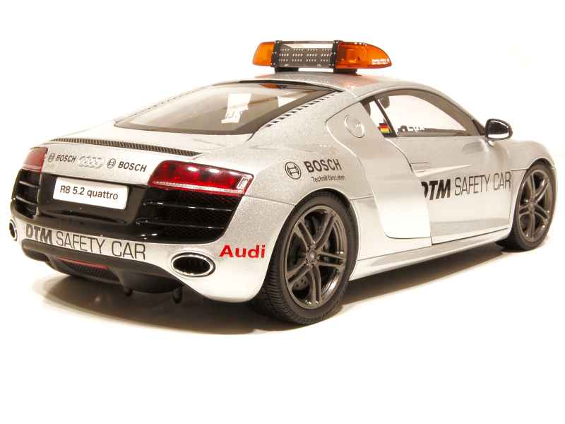 66500 Audi R8 5.2 DTM Safety Car 2010