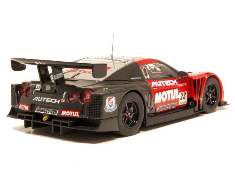 66562 Nissan GT-R Super GT500 2011