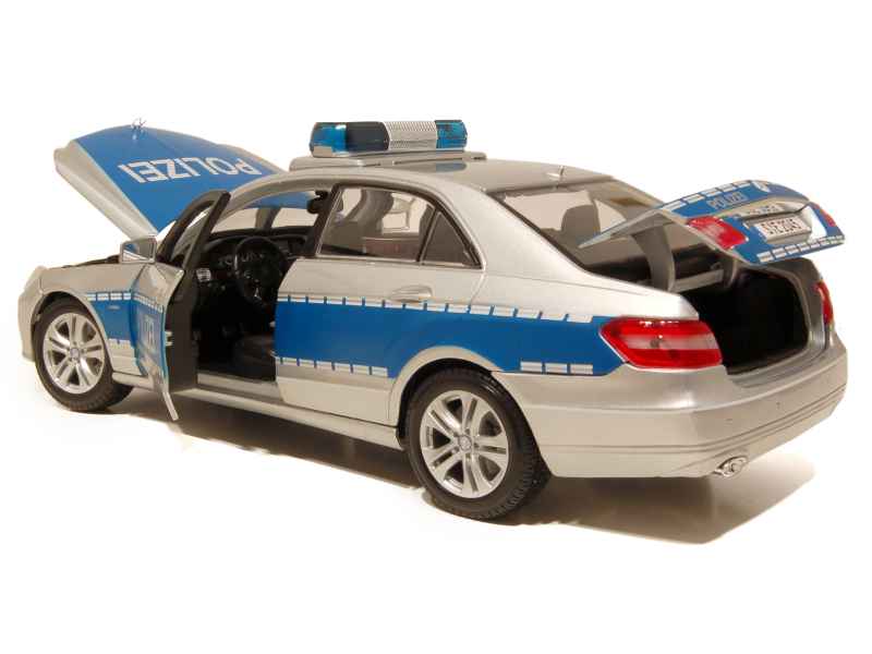 66839 Mercedes E Class/ W212 Police 2009