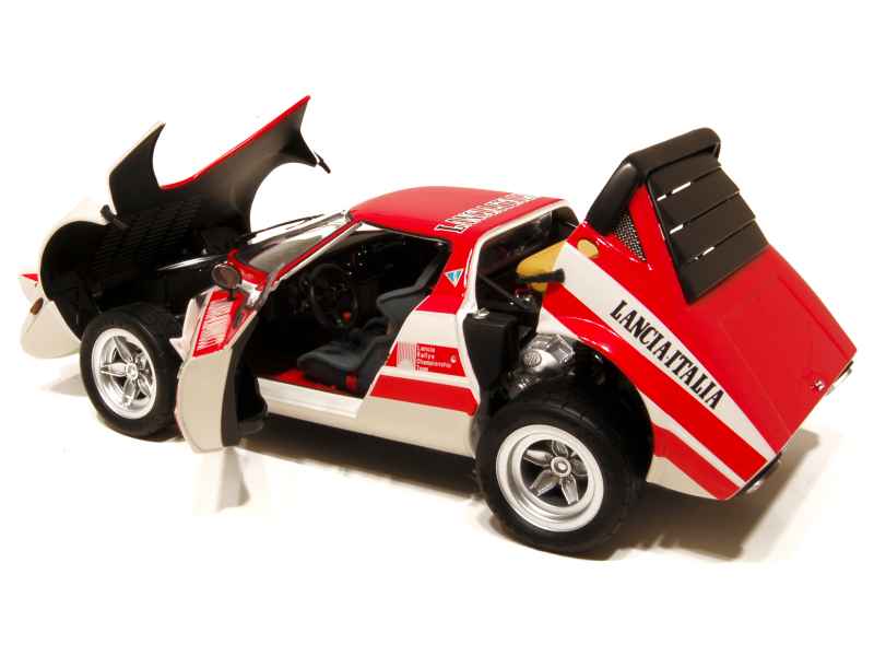 Lancia Stratos Rally 1974 Munari/Mannucci 1/18 Triple 9 - Modèle T9-180175 Neuf