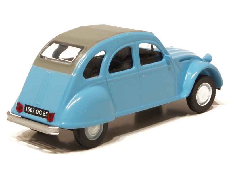 67211 Citroën 2CV