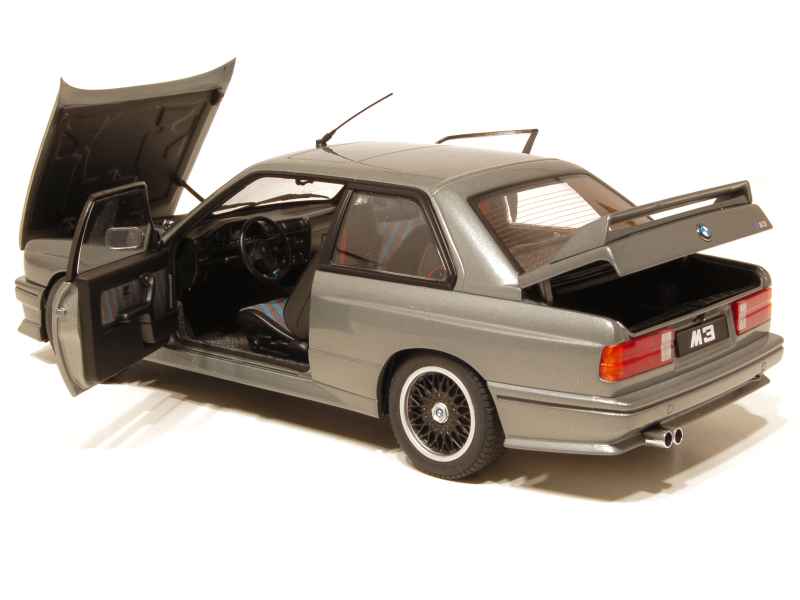 67285 BMW M3 Sport Evolution Cecotto/ E30