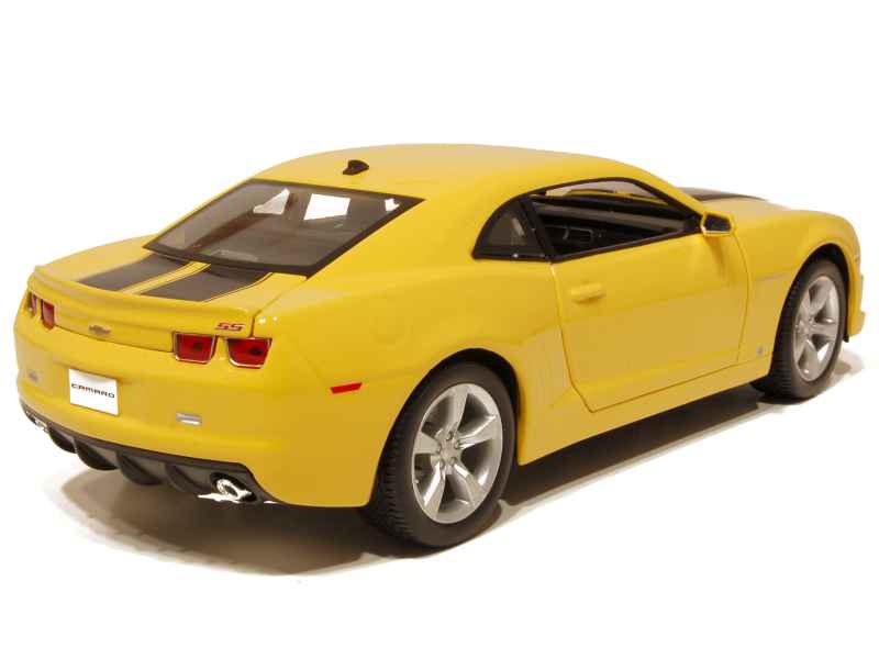 67659 Chevrolet Camaro SS RS 2010