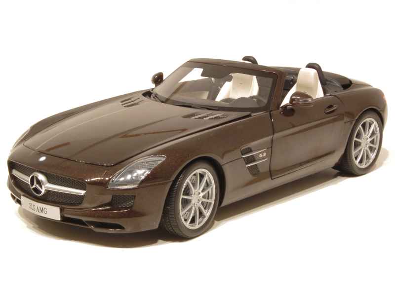 67680 Mercedes SLS AMG/ A197 Roadster 2011