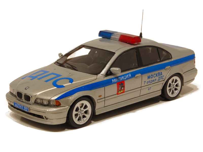 67723 BMW 535i /E39 Police