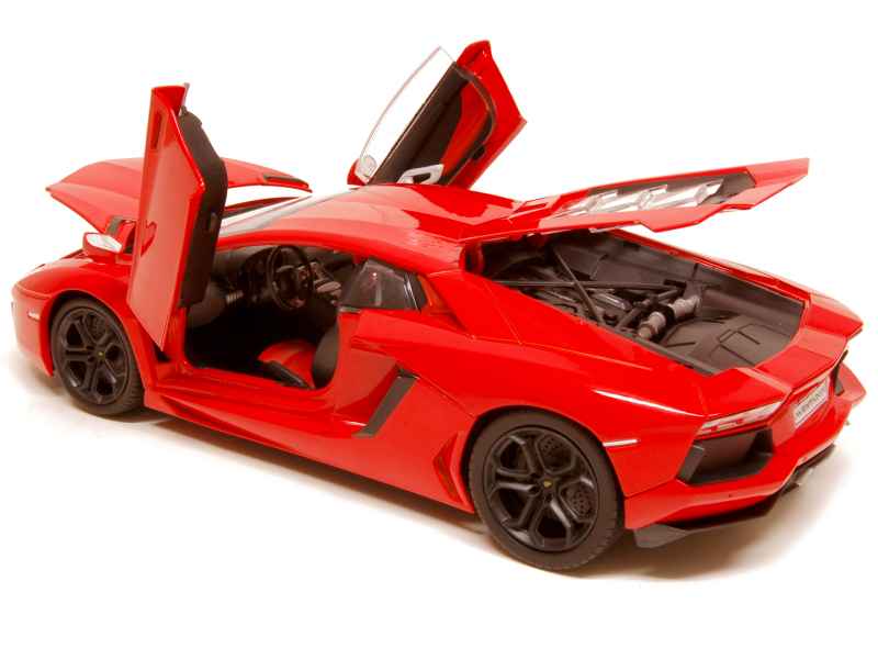 67767 Lamborghini Aventador LP 700-4 2011