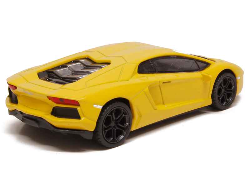 67776 Lamborghini Aventador LP 700-4 2011