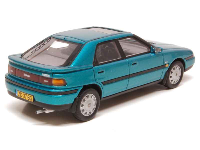 67798 Mazda 323F MKI 1992