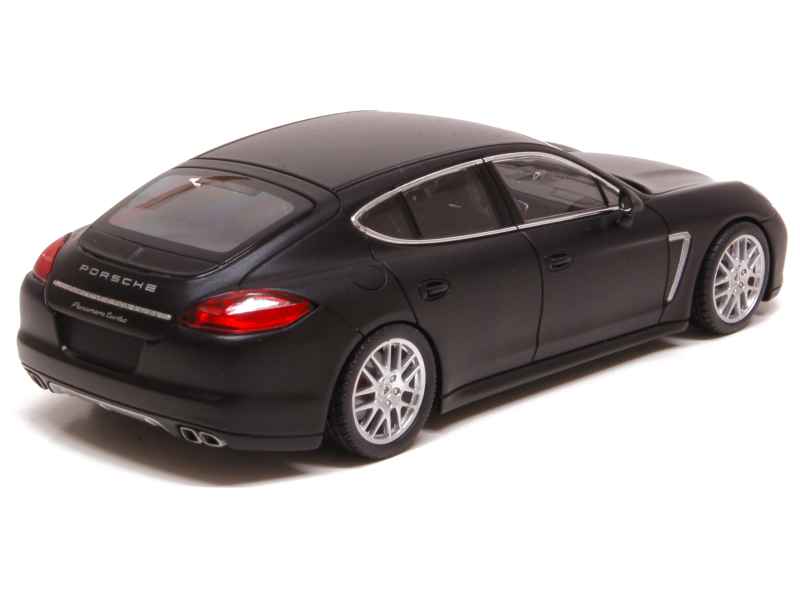 67949 Porsche Panamera Turbo 2010