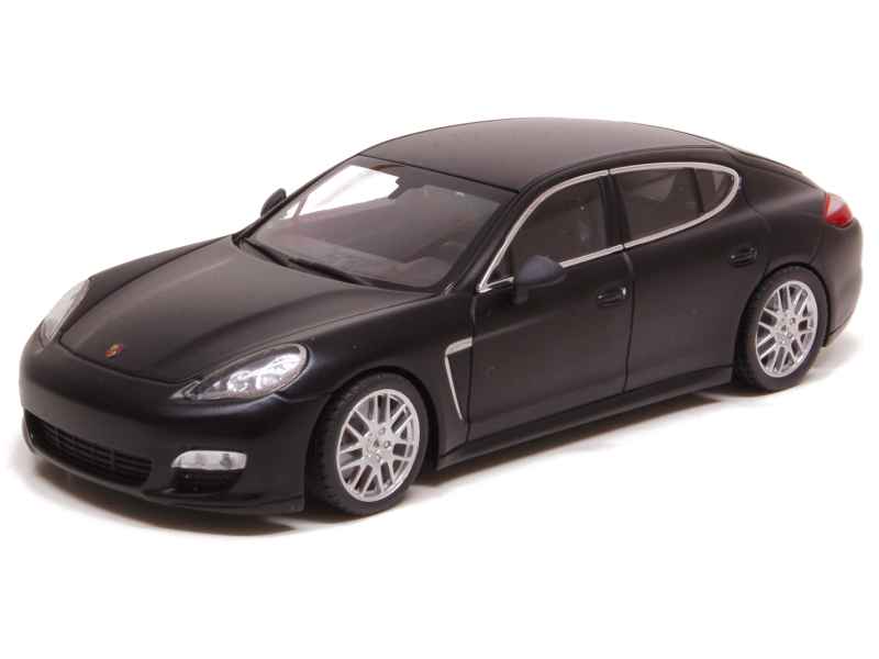 67949 Porsche Panamera Turbo 2010
