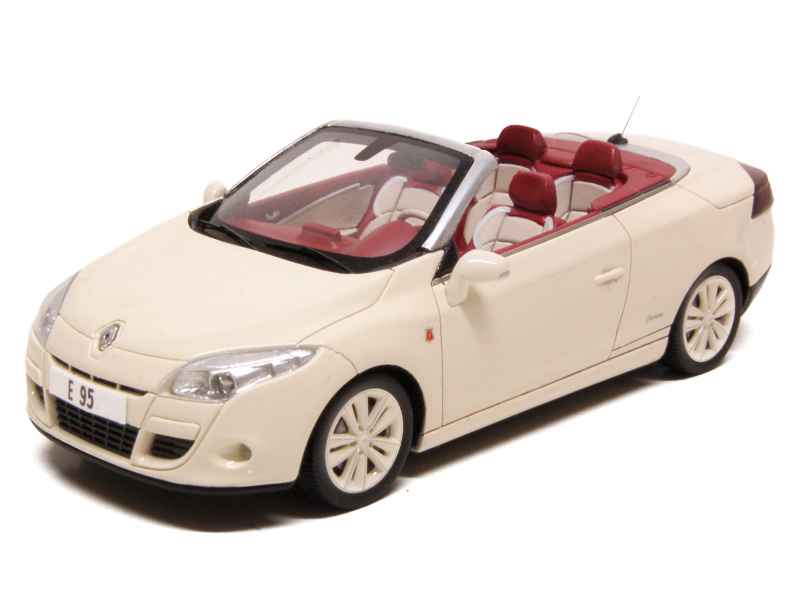 68648 Renault Megane III CC Floride 2011